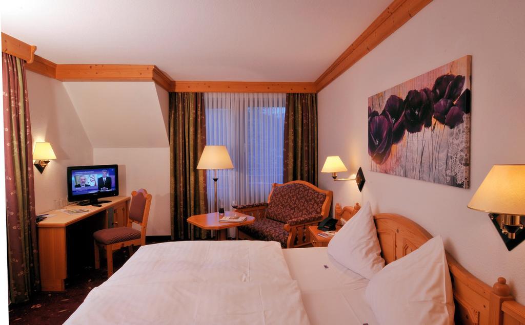Parkhotel Zum Stern Oberaula Kültér fotó