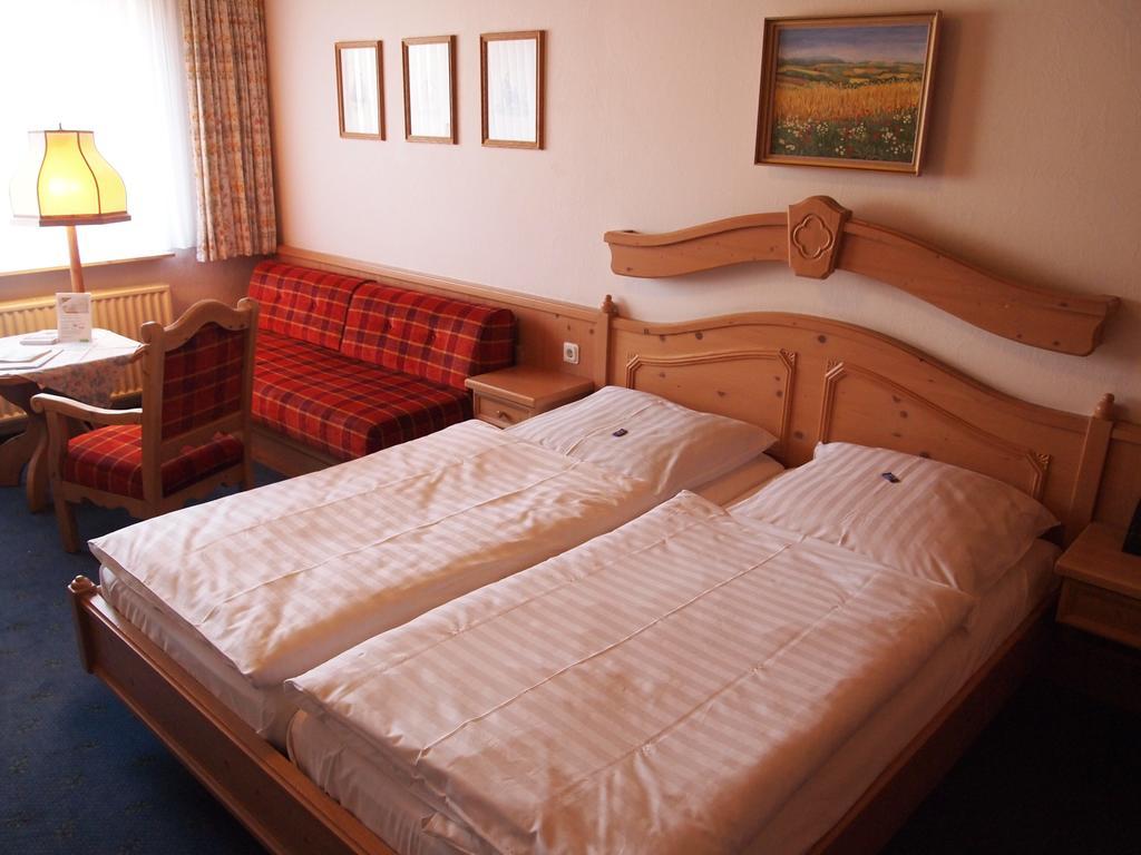 Parkhotel Zum Stern Oberaula Kültér fotó